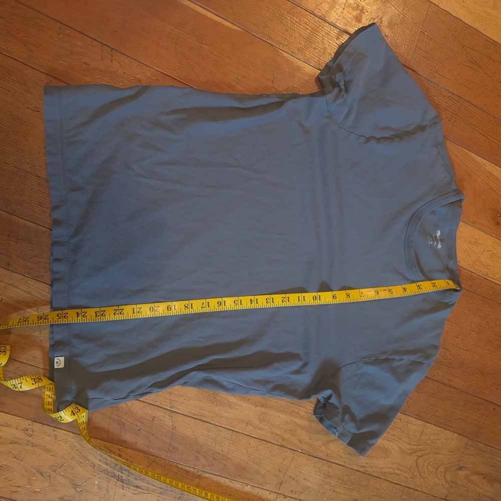 Madewell Blue Short Sleeve all day Tee shirt - Picture 6 of 6